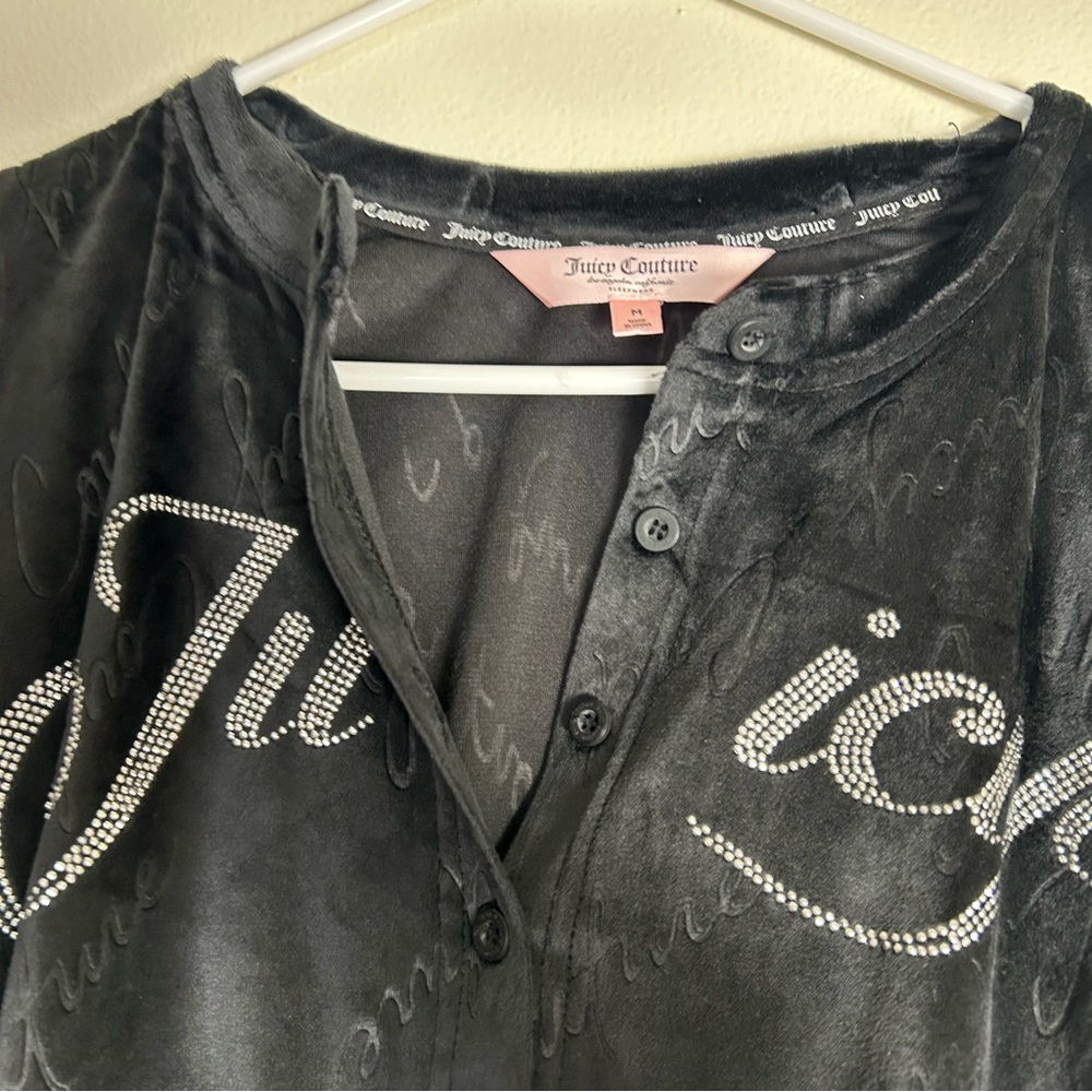 Juicy Couture Black Velour set - Picture 2 of 4
